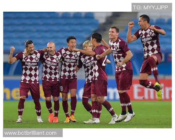 神户胜利船与横滨水手近期表现分析与对比探讨